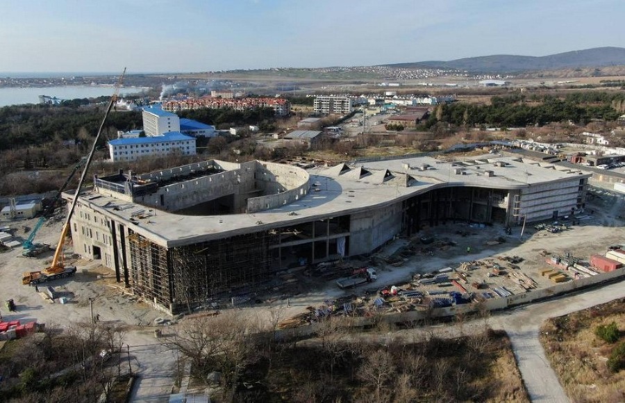 В Геленджике откроют культурно-развлекательный центр за 3 млрд рублей. До этого сообщали о 2 млрд инвестиций