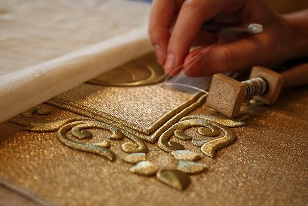Мастерицы Адыгеи проведут в Москве мастер-класс по золотошвейному искусству