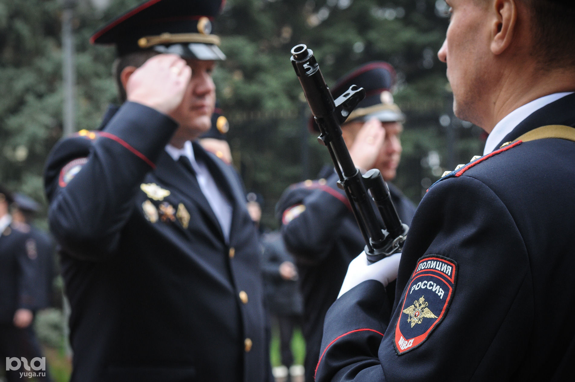 Полиция при исполнении. Полицейский при исполнении. Краснодарские полицейские. Форма полиции Краснодар.