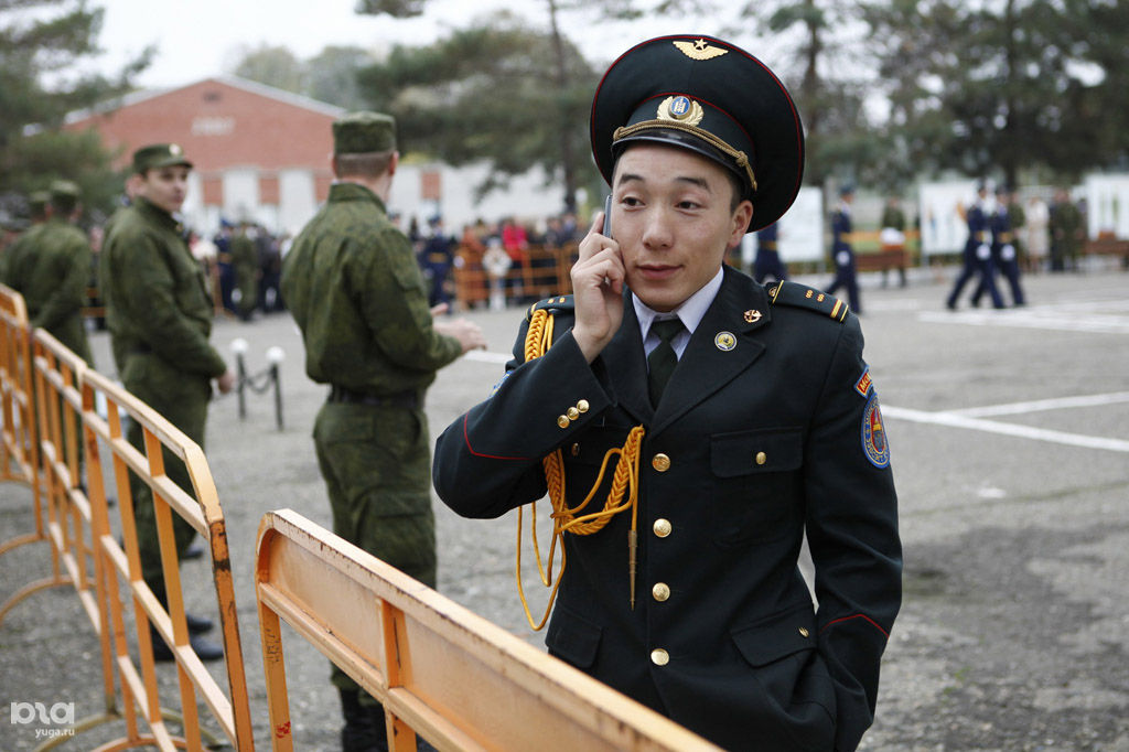 Военное после 11. Военное училище ВВС. Военная Академия в Китае. Военные летные вузы. Краснодарское летное военное училище после 9 класса.