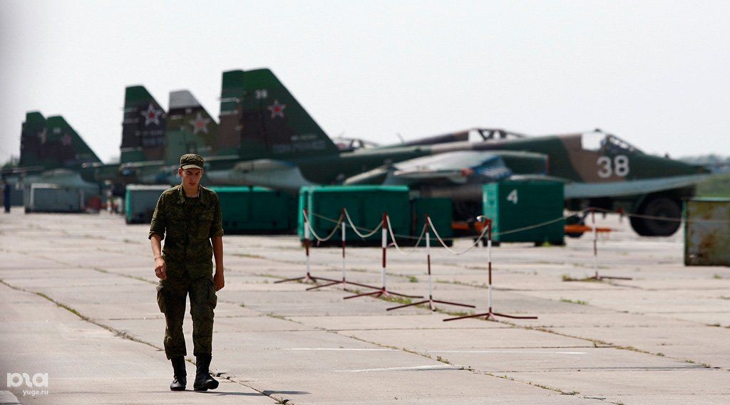 Аэродром приморско ахтарск. Авиабаза Приморско-Ахтарск. Приморско Ахтарский военный аэродром. Авиабаза ВКС Приморско-Ахтарск.