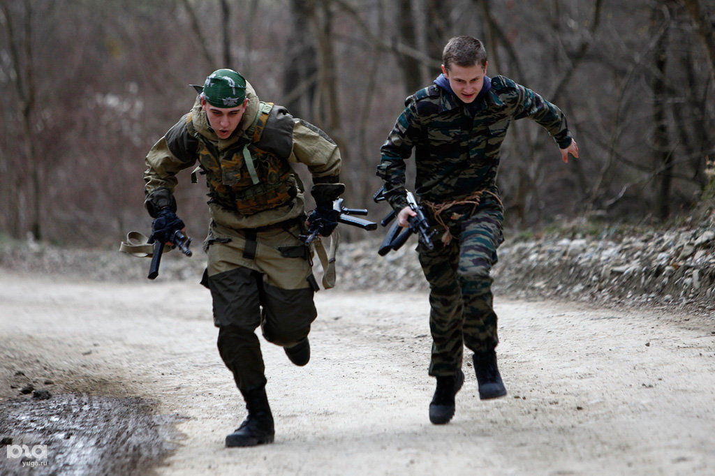 Военно прикладные виды спорта. Военный кросс. Занятия военно-прикладными видами спорта. Военные прикладные виды спорта. Соревнования по военно-прикладным видам.