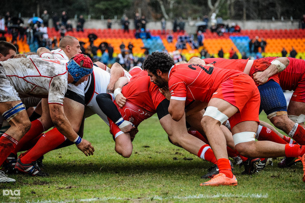 Football rugby hockey. Игрецов Андрей регби. Андрей Игрецов сборная России по регби. Тренер сборной России по регби. Сборная России по регби игроки сборной России по регби.