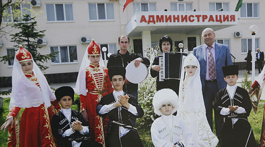 Погода в адыгейске. Теучежский район. Гор Адыгейск Теучежский район. Дом культуры города Адыгейск. Теучежский район фото.