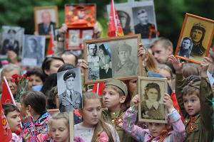 Патриотическая акция "Парад Победителей" в Краснодаре © Елена Синеок, ЮГА.ру