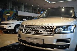 День открытых дверей в автосалоне Land Rover © Елена Синеок, ЮГА.ру