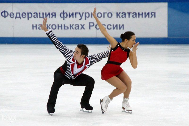 https://www.yuga.ru/media/a1/b5/figure_skating_b(23)__yxdxb3q.jpg