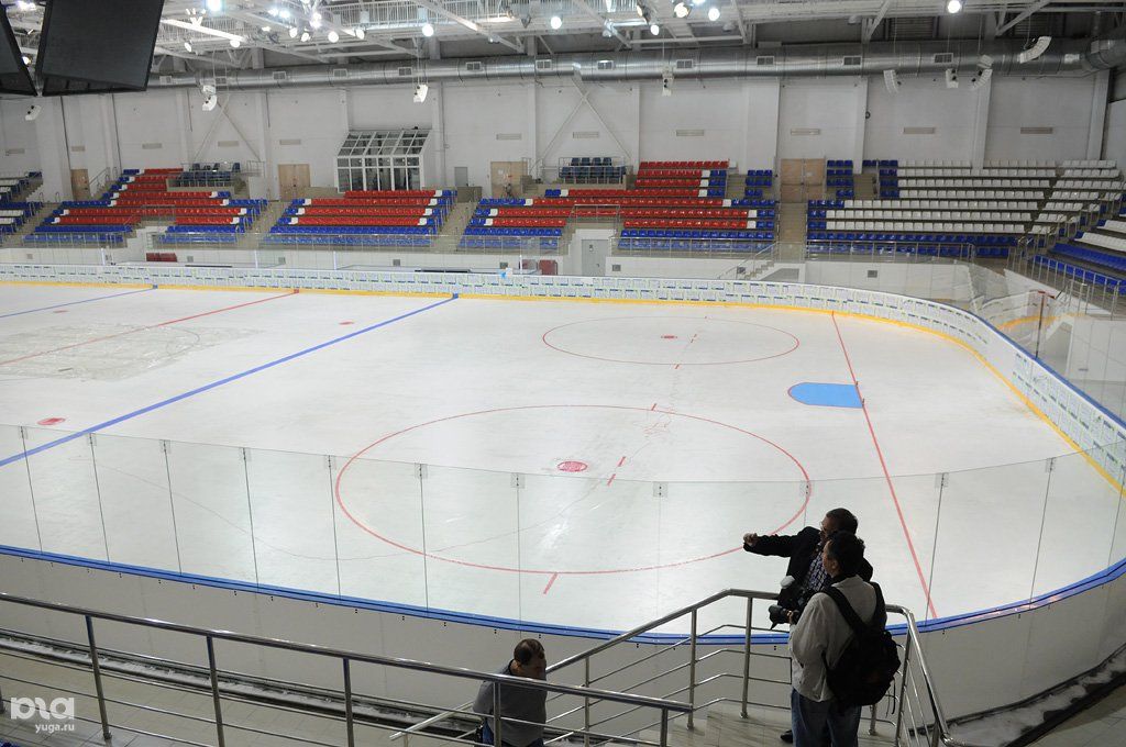 Айс палас краснодар. Ледовая Арена Краснодар Баскет Холл. Ice Palace Краснодар. Ледовый дворец Ice Palace Краснодар. Баскет-Холл Краснодар Ледовый каток.