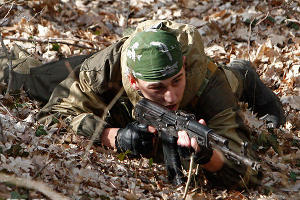 Соревнования по военно-прикладным видам спорта среди школьников © Влад Александров, ЮГА.ру