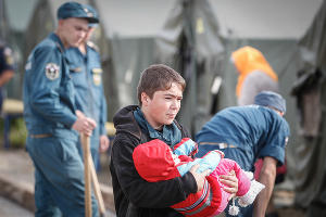 Лагерь беженцев на границе между Украиной и Россией © Эдуард Корниенко, ЮГА.ру