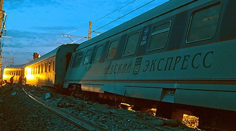 Фото экспресс спб санкт петербург. МЛРЗ Невский экспресс. Невский экспресс 2001. РЖД Невский экспресс. ТВЗ Невский экспресс.